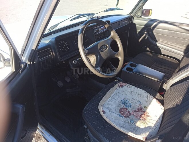 LADA (VAZ) 2107-9