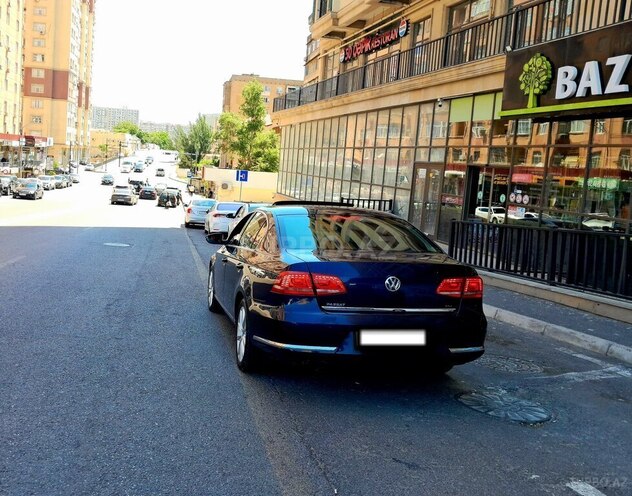Volkswagen Passat-13