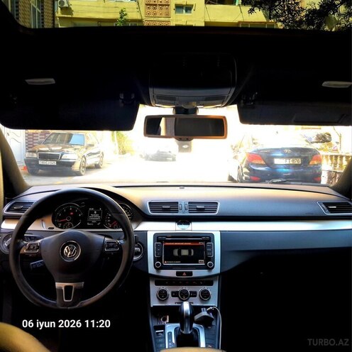 Volkswagen Passat-19