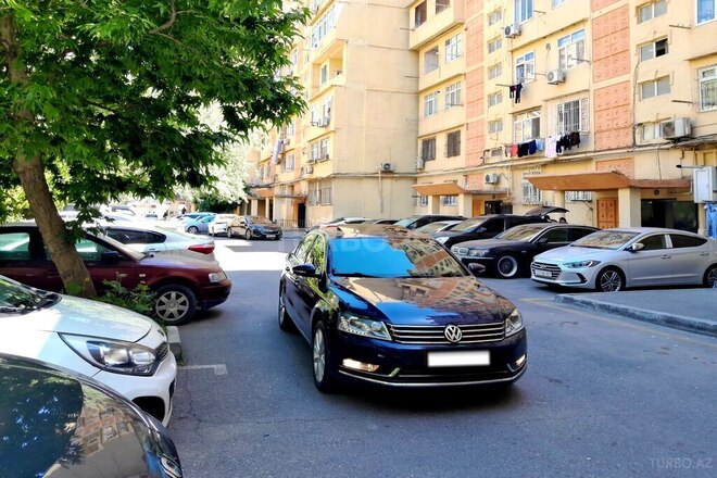 Volkswagen Passat-2