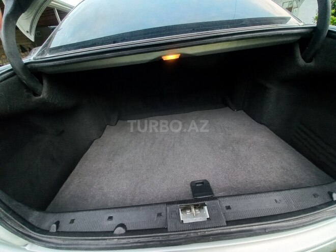 Mercedes E 240-9