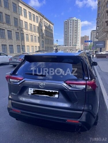 Toyota RAV4-3