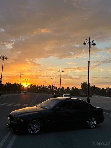 BMW 530-11