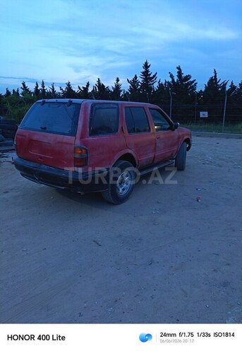 Nissan Pathfinder-2