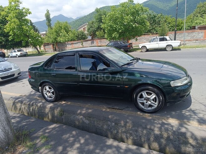 Opel Vectra-2