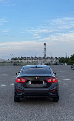 Chevrolet Cruze-9