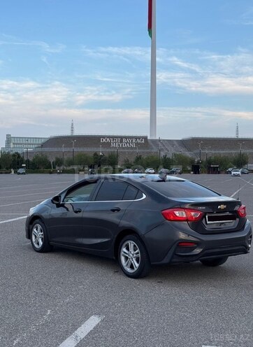Chevrolet Cruze-8