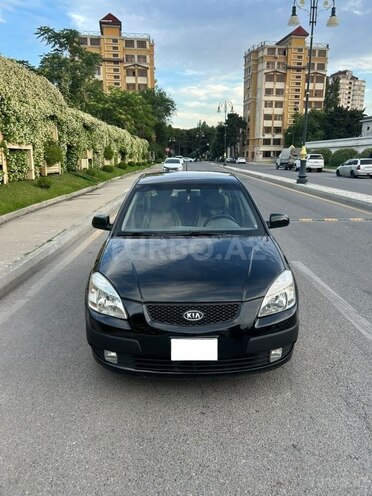 Kia Rio-1