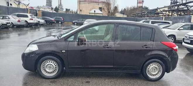 Nissan Tiida-3