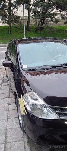 Nissan Tiida-4