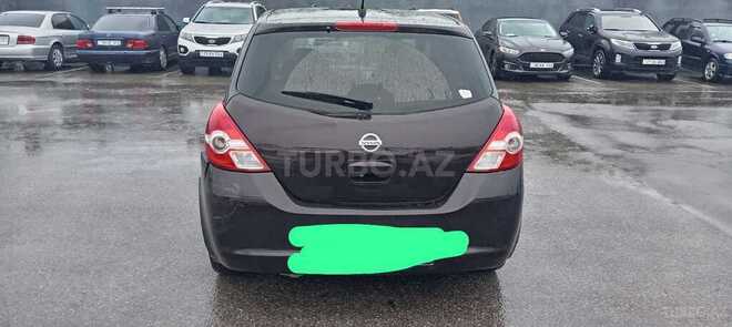 Nissan Tiida-2
