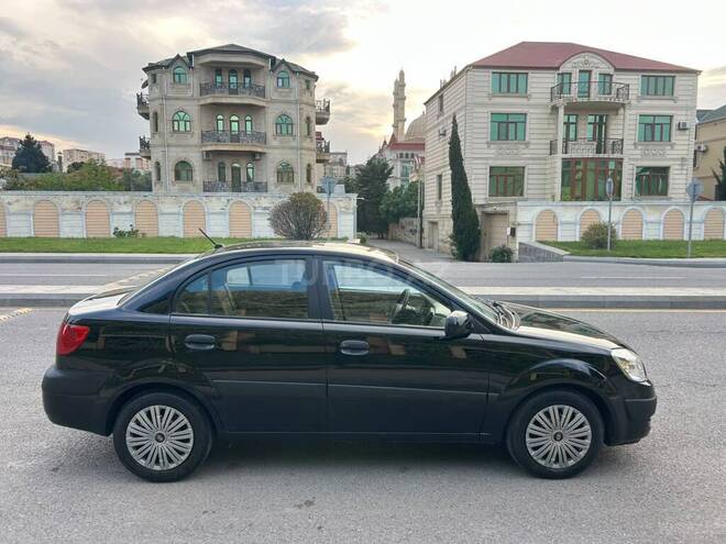 Kia Rio-6