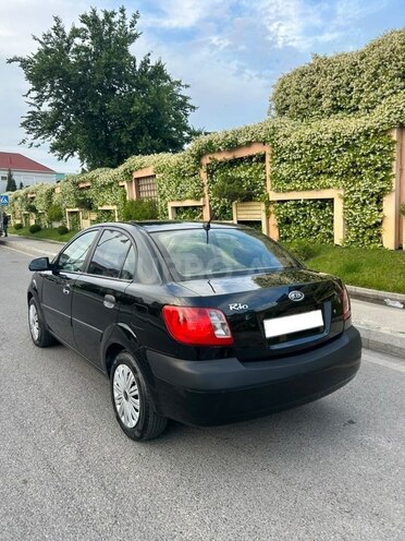 Kia Rio-7