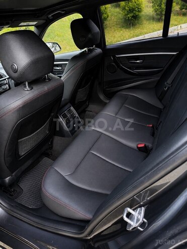 BMW 330-10