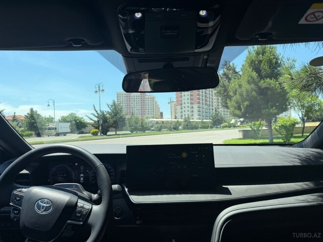 Toyota Camry-3