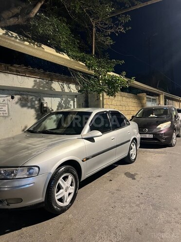 Opel Vectra-8