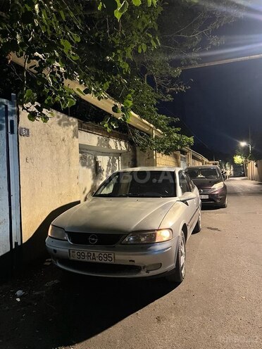 Opel Vectra-9