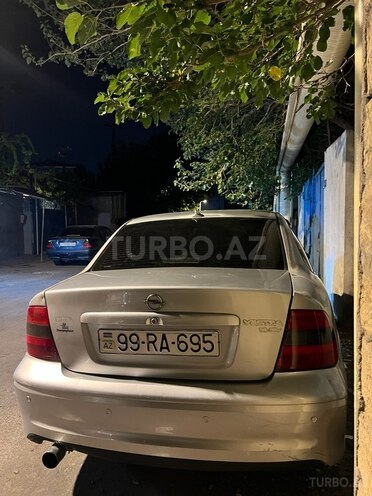 Opel Vectra-5