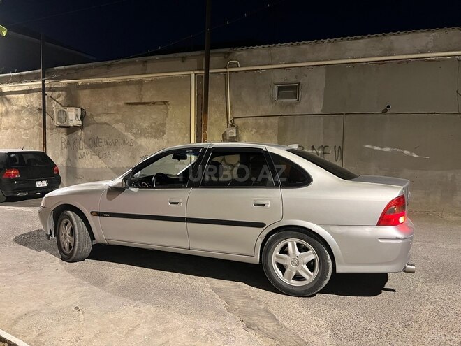 Opel Vectra-17