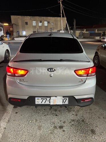 Kia Rio-3
