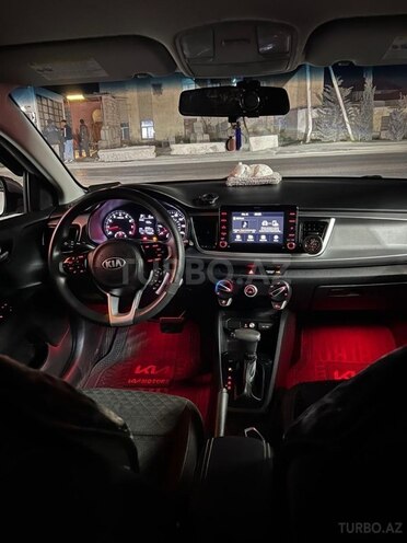 Kia Rio-9