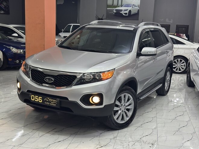 Kia Sorento-1