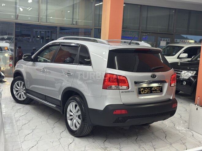 Kia Sorento-7