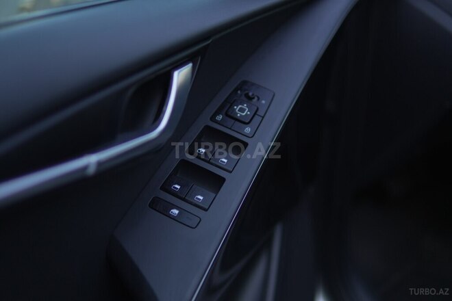 Kia Niro-17