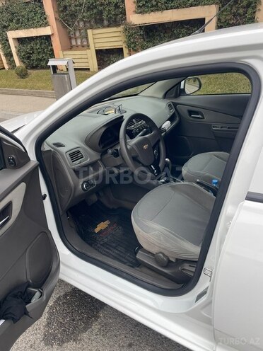 Chevrolet Cobalt-9