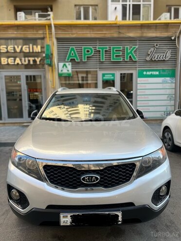 Kia Sorento-1