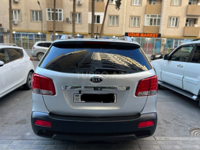 Kia Sorento-2