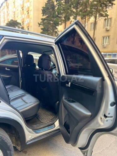 Kia Sorento-14
