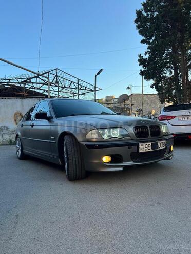 BMW 320-13