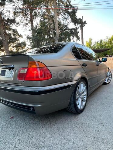 BMW 320-12