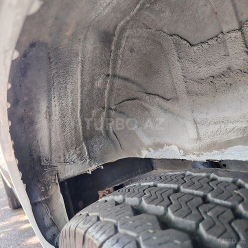 Ford Transit-12