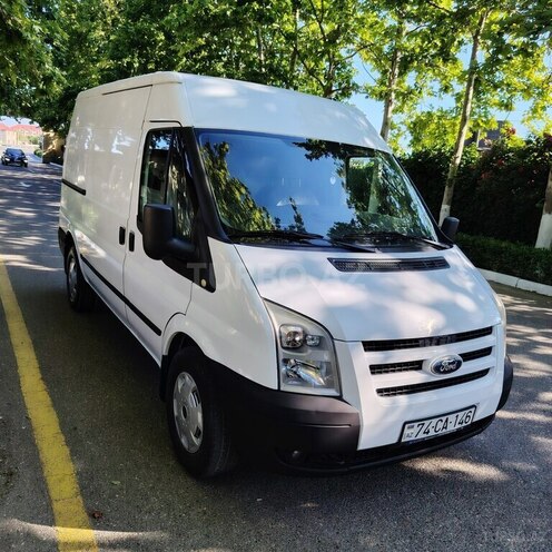 Ford Transit-2