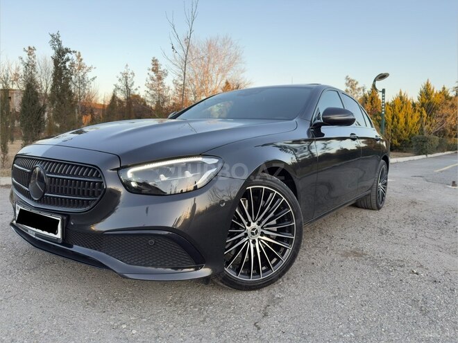 Mercedes E 300 de-4