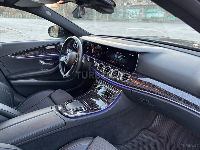 Mercedes E 300 de-20