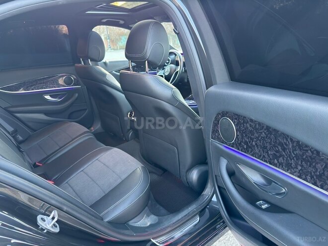 Mercedes E 300 de-18