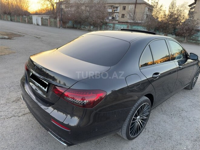 Mercedes E 300 de-9