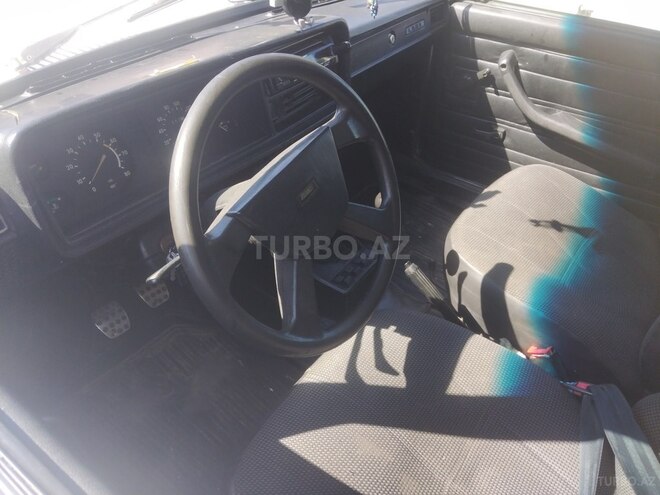 LADA (VAZ) 2107-6