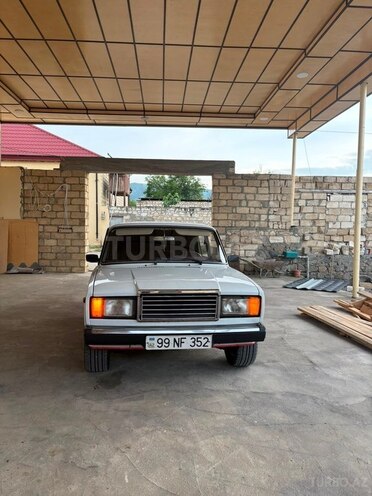 LADA (VAZ) 2107-1