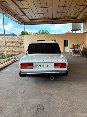 LADA (VAZ) 2107-2