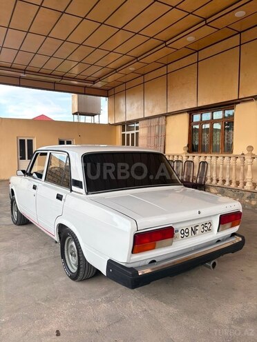 LADA (VAZ) 2107-5