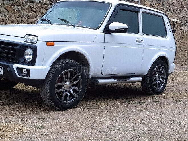 LADA (VAZ) Niva-2
