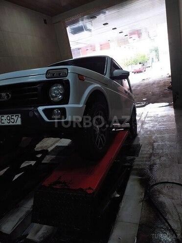 LADA (VAZ) Niva-5