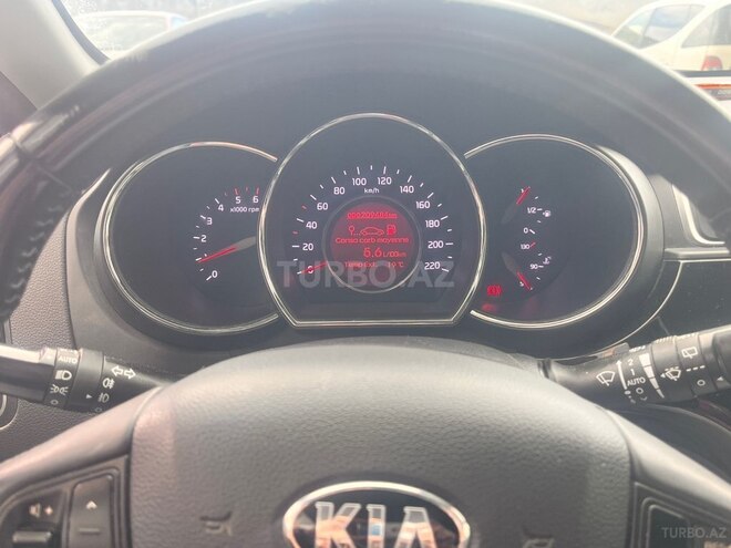 Kia Rio-13