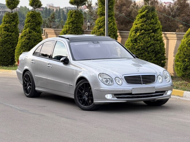 Mercedes E 320-2