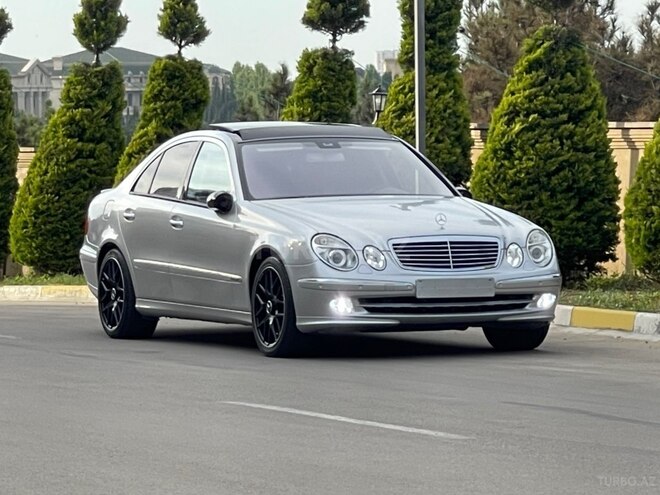 Mercedes E 320-3