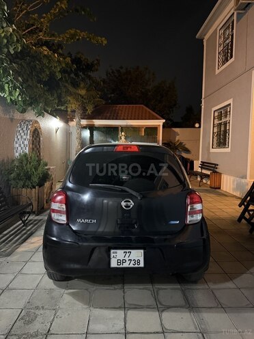 Nissan March-4
